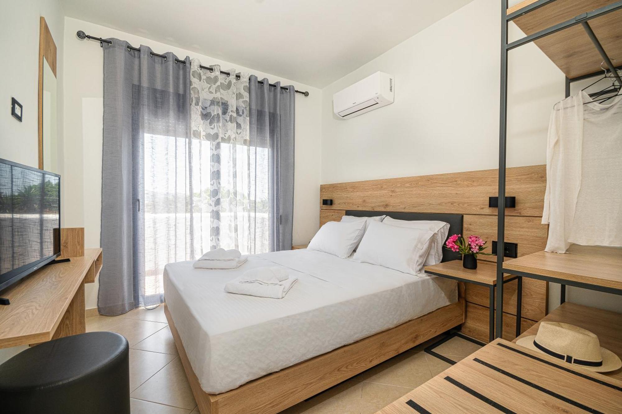 Villa Mariani II - In Lothiarika, Newly Renovated June 2024, Private Pool, Lindos 10 Min, Beach 120M Лардос Экстерьер фото