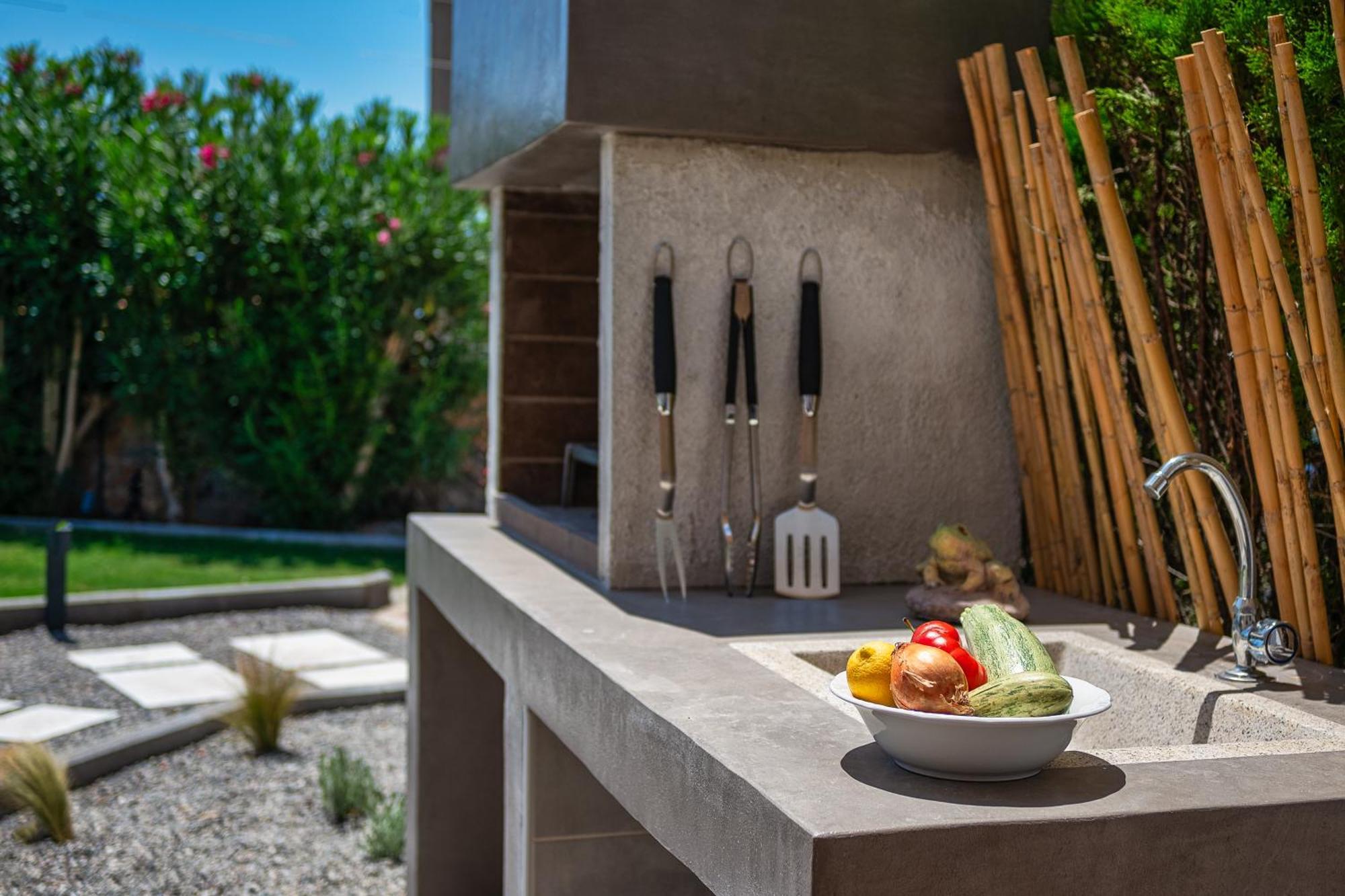 Villa Mariani II - In Lothiarika, Newly Renovated June 2024, Private Pool, Lindos 10 Min, Beach 120M Лардос Экстерьер фото