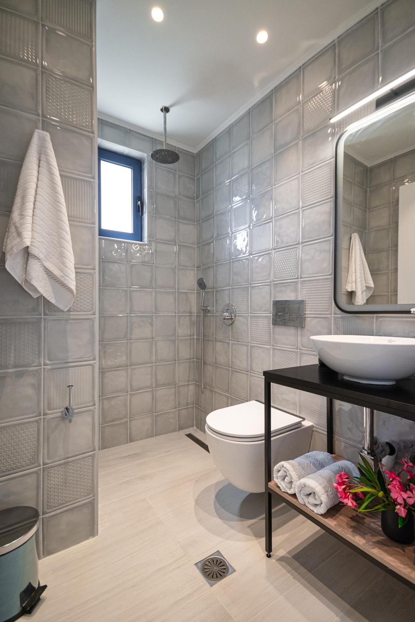 Villa Mariani II - In Lothiarika, Newly Renovated June 2024, Private Pool, Lindos 10 Min, Beach 120M Лардос Экстерьер фото